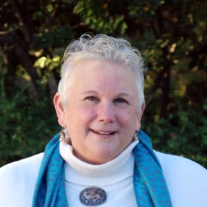 Meet your Posher, Amelia